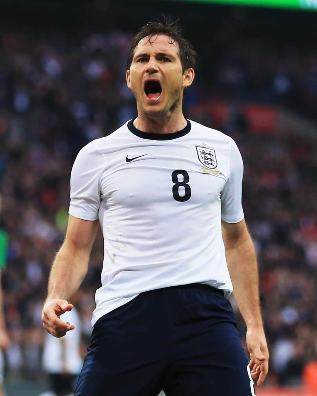 サッカー イングランド代表チームさんのインスタグラム写真 - (サッカー イングランド代表チームInstagram)「Have a brilliant birthday, @franklampard!🎂」6月20日 22時02分 - england