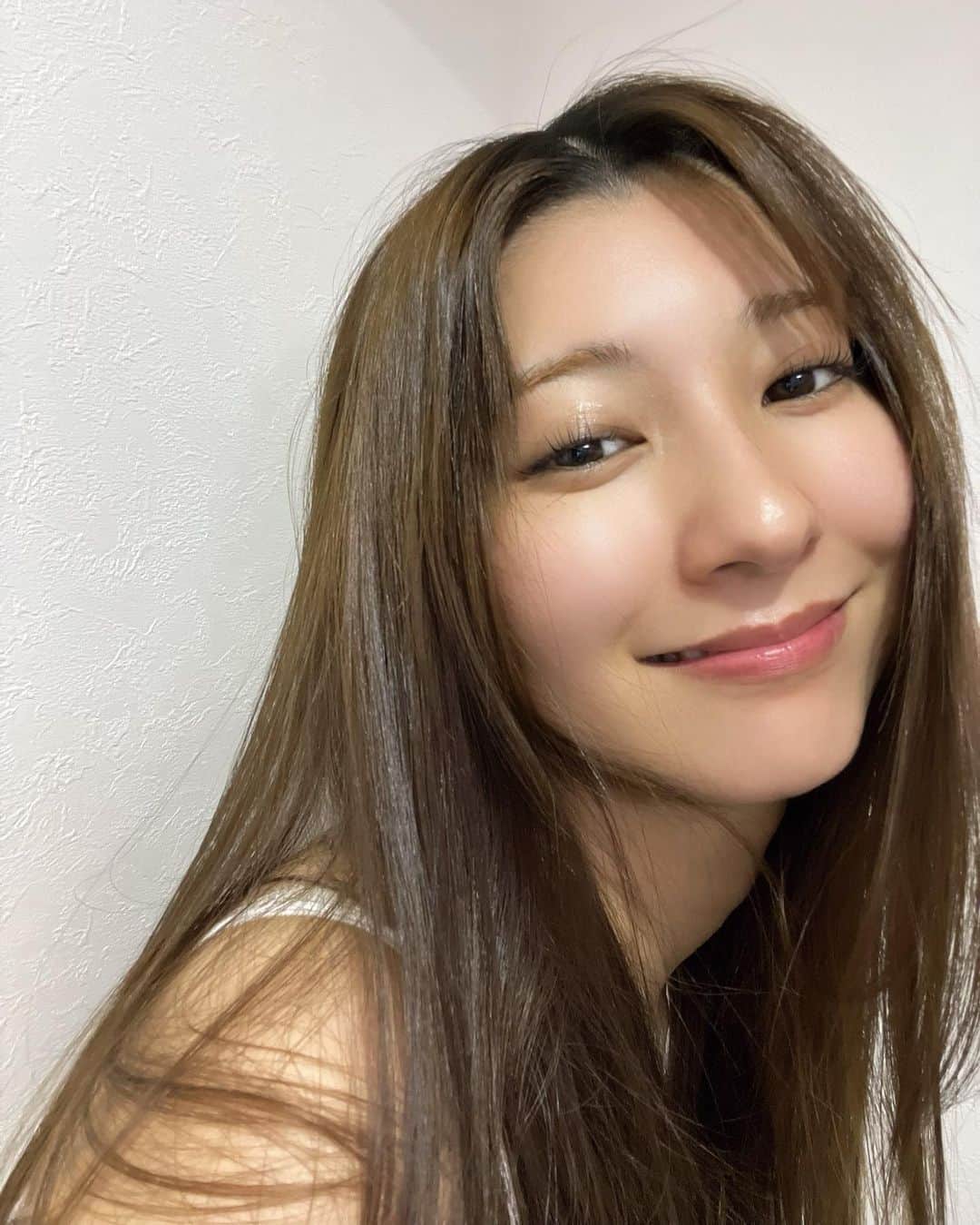 神﨑沙穏さんのインスタグラム写真 - (神﨑沙穏Instagram)「久々に前髪分けてみた𓂃𓈒𓏸︎︎︎︎ 🪿」6月20日 22時05分 - i_am_saon