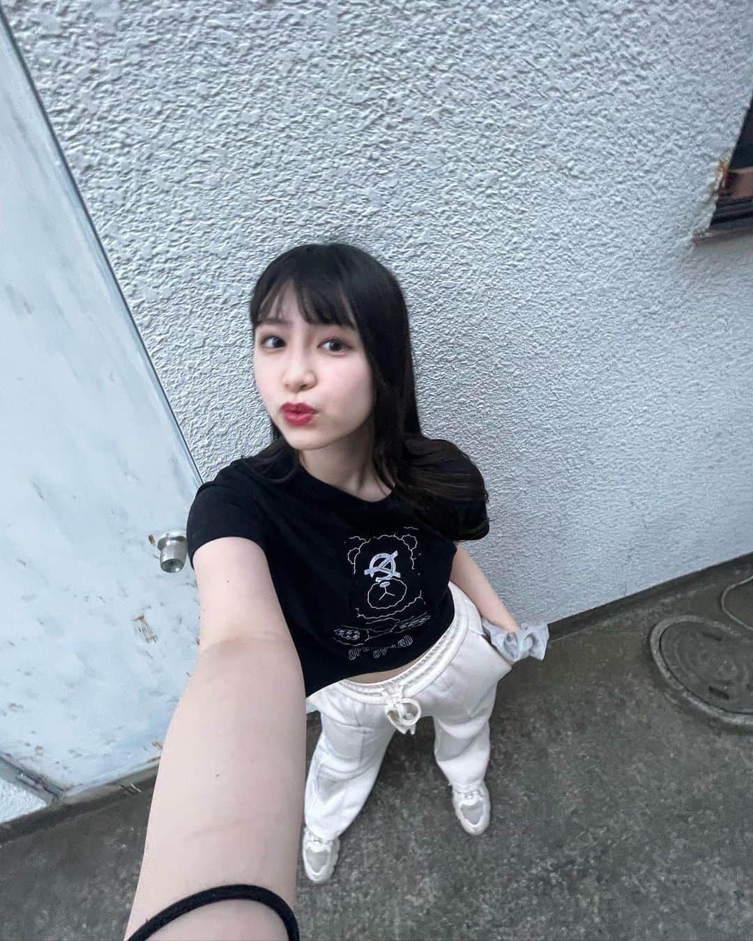 町田恵里那のインスタグラム：「☁︎☽ こ の ト ッ プ ス め っ ち ゃ 可 愛 い の ^ ^ ⁡ ⁡ ま つ 毛 も 上 手 く い っ て 嬉 し か っ た 日 〜〜♥️ ⁡ ⁡ ⁡ ⁡ ⁡ ⁡ ⁡ ⁡ ⁡ ⁡ ⁡ ⁡ ⁡」
