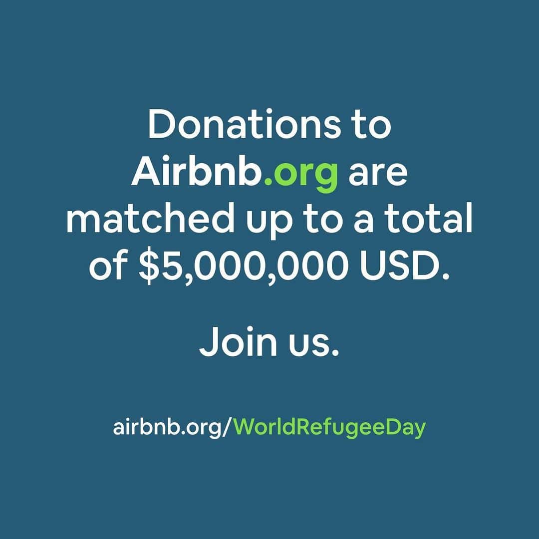 Airbnbさんのインスタグラム写真 - (AirbnbInstagram)「On World Refugee Day, Airbnb.org stands with people displaced by conflict or persecution.   Airbnb.org envisions a world in which anyone can find a welcoming place to stay in times of crisis. We’re grateful to our global network of organizations, Hosts and donors who help make this possible.   Today and every day, let’s come together and show support to each other when we need it most.   All donations are matched up to a total of $5,000,000 USD. Visit the link in bio to donate.   #BeAWelcomer #WorldRefugeeDay2023 #AirbnbOrg」6月20日 23時04分 - airbnb