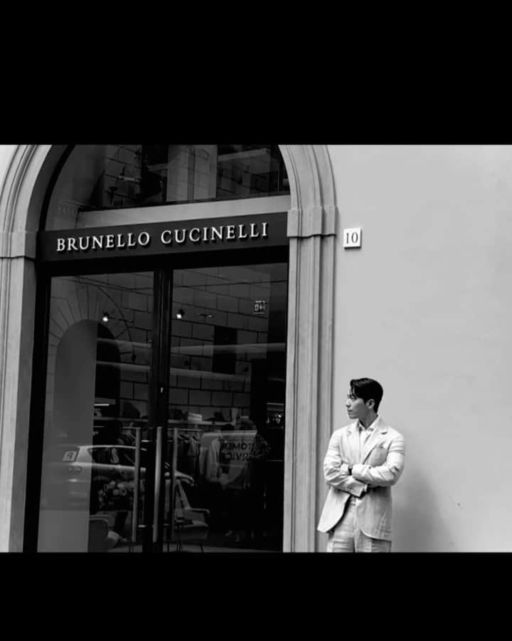 ウィ・ハジュンのインスタグラム：「Brunello cucinelli in Firenze  @brunellocucinelli @brunellocucinelli_brand」