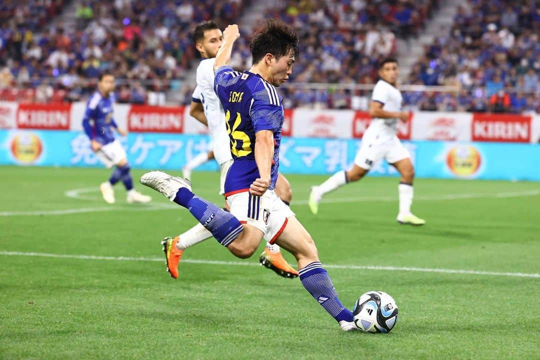 相馬勇紀さんのインスタグラム写真 - (相馬勇紀Instagram)「22/23シーズン終了⚽️ 1年半、応援ありがとうございました😊 来シーズンに向けてしっかり休みます🔋🔋 @japanfootballassociation   #samuraiblue  #casapia #grampus  #相馬勇紀」6月20日 22時40分 - soma_47_official