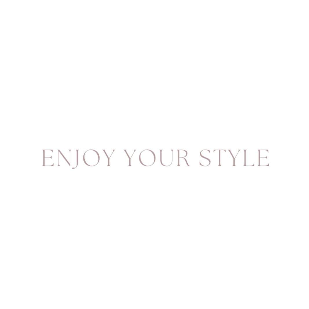 JUNOのインスタグラム：「. Enjoy your style!  Pic.2  Earrings @jenniferbehr  07-8878  Pic.3  Earrings @a.b.ellie  07-8800  Pic.4 Earrings @mariaelenaheadpiecesau  07-8898  Pic.5 Earrings @jenniferbehr  07-8873  Pic.6 Earrings @mariaelenaheadpiecesau  07-8861」