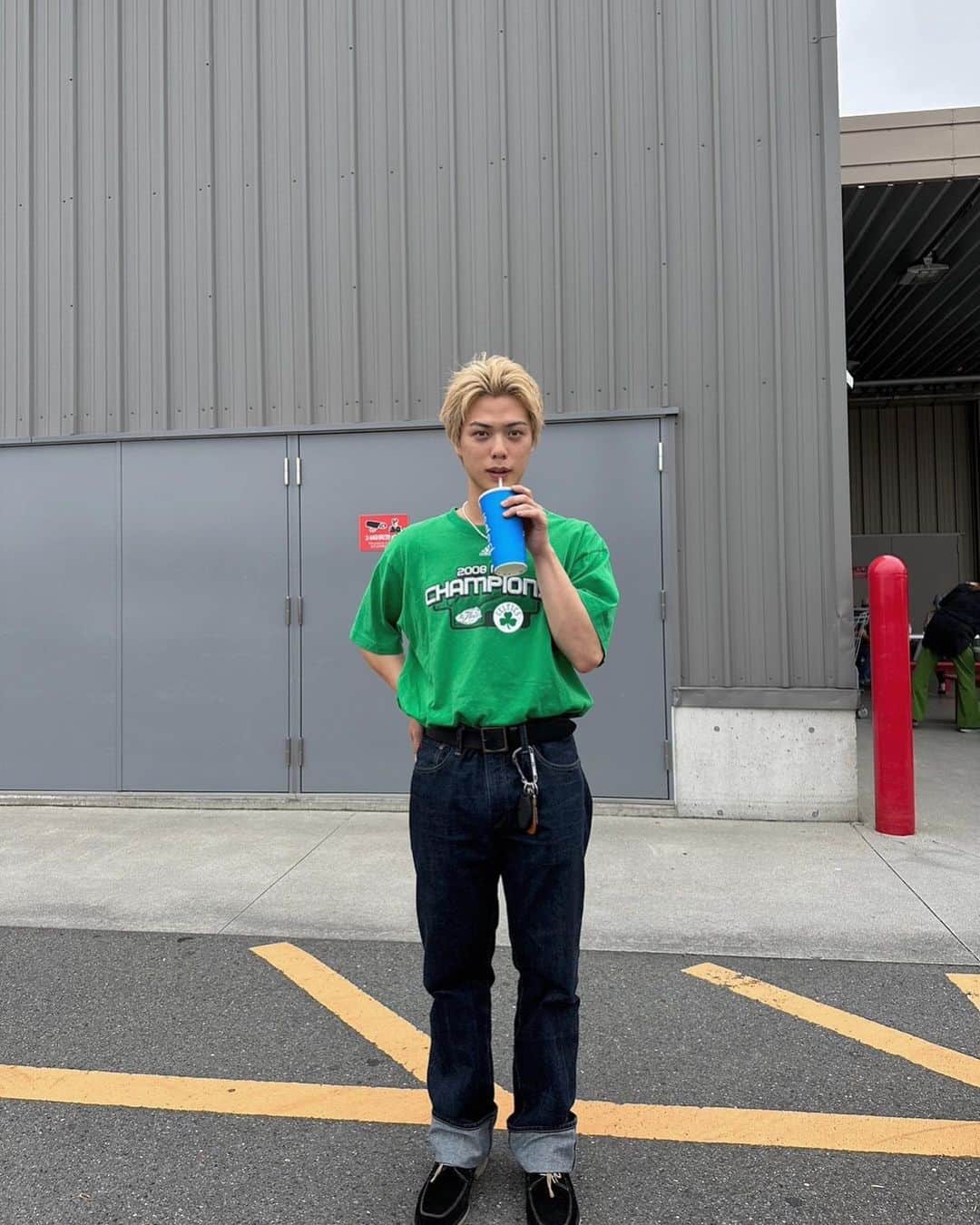 流稜太のインスタグラム：「服もオシャレなインスタグラマーさんって何したらなれるん？」