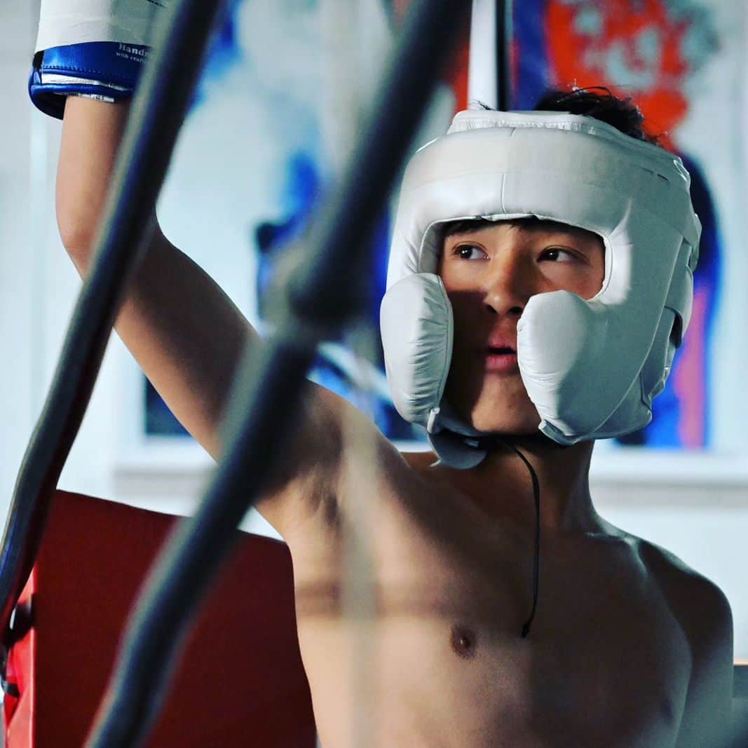 土屋修平のインスタグラム：「#だれバト #fight #battle #boxing  #studium  #boxing #kickboxing #mma #fighter #striker #streetstyle  #streetfighter」