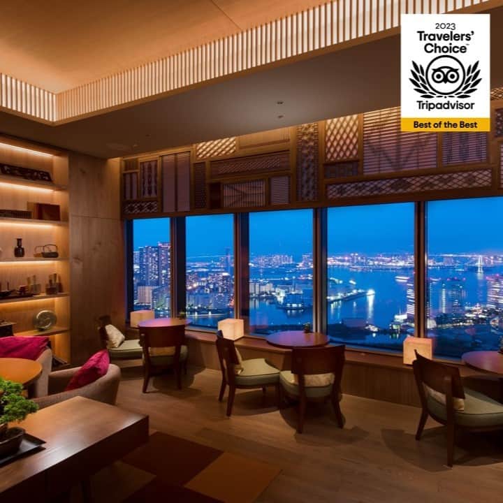 Conrad Tokyoさんのインスタグラム写真 - (Conrad TokyoInstagram)「コンラッド東京は、世界最大の旅行プラットフォーム「TripAdvisor（トリップアドバイザー）」の発表した「2023 トラベラーズチョイス ベスト・オブ・ザ・ベスト ホテル」の「人気の高級ホテル トップ 25 - 日本」に選出されました。今後も洗練された中にも温かみのある、ワールドクラスのサービスのご提供に努めてまいります。  Conrad Tokyo has been awarded the "Top 25 Luxury Hotels - Japan" in the "2023 Traveler's Choice Best of the Best Hotels" by TripAdvisor, the world's largest travel platform. We will continue to strive to provide world-class hospitality with warmth and sophistication.  #コンラッド東京 #トリップアドバイザー #受賞 #トラベラーズチョイス #ConradTokyo #StayInspired #travelandleisure #travel #japan #bestofthebest #tripadvisor #travelerschoice #travelerschoice2023 #travelerschoiceawards #travelerschoiceaward」6月21日 9時24分 - conrad_tokyo