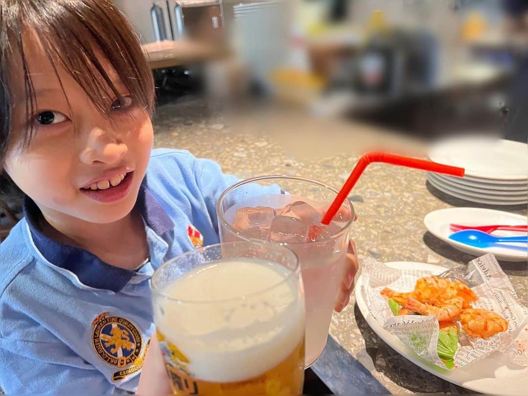 山田泰三さんのインスタグラム写真 - (山田泰三Instagram)「息子と2人でゴハン🍴 最近よく食べるようになってきました。 #8歳 #息子 #子育て」6月21日 10時15分 - taizoyamada_official