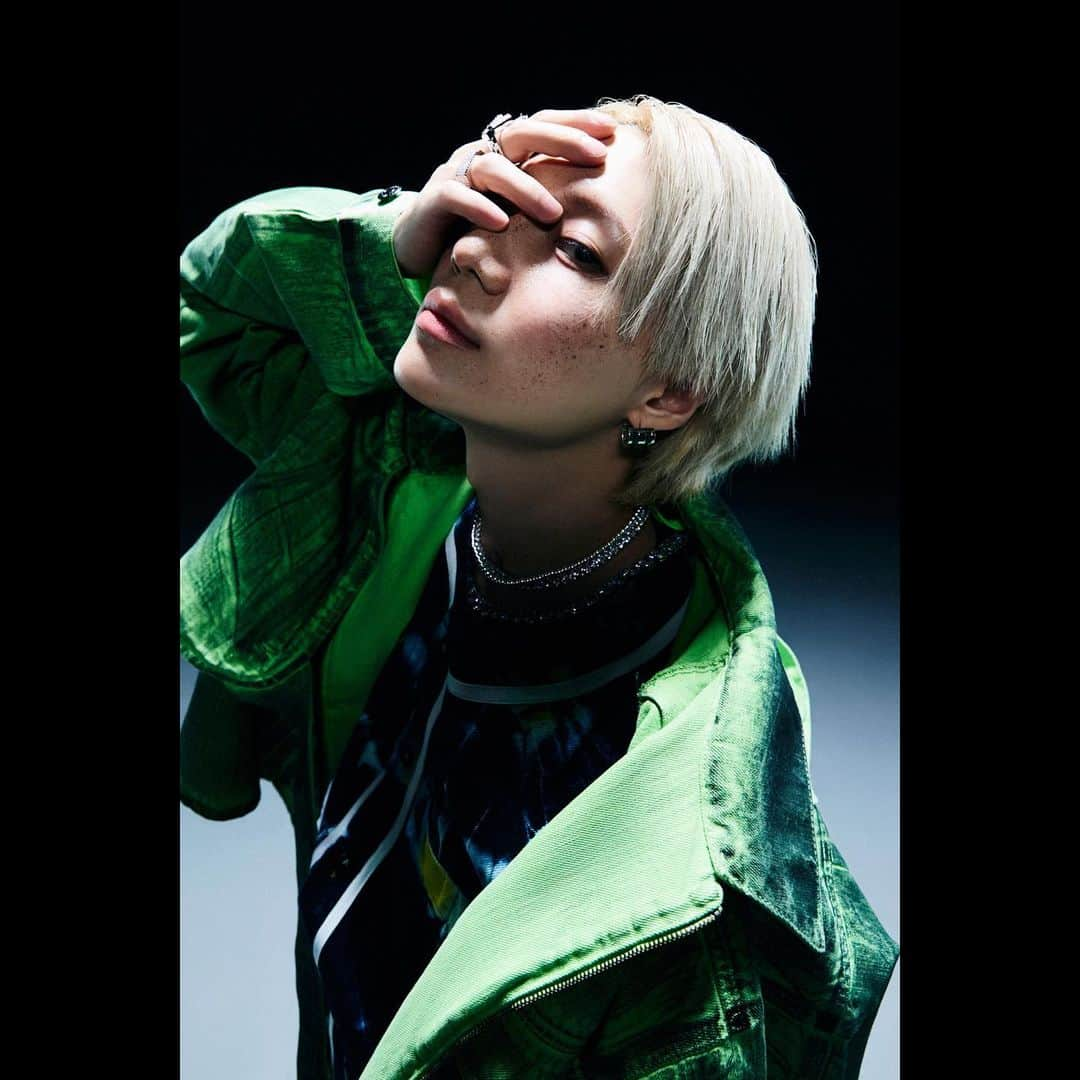 SMエンターテインメントさんのインスタグラム写真 - (SMエンターテインメントInstagram)「‘HARD’ Teaser Image #5  SHINee 샤이니 The 8th Album 〖HARD〗   ➫ 2023.06.26 6PM KST  #SHINee #샤이니 @shinee  #HARD #SHINee_HARD」6月21日 1時42分 - smtown