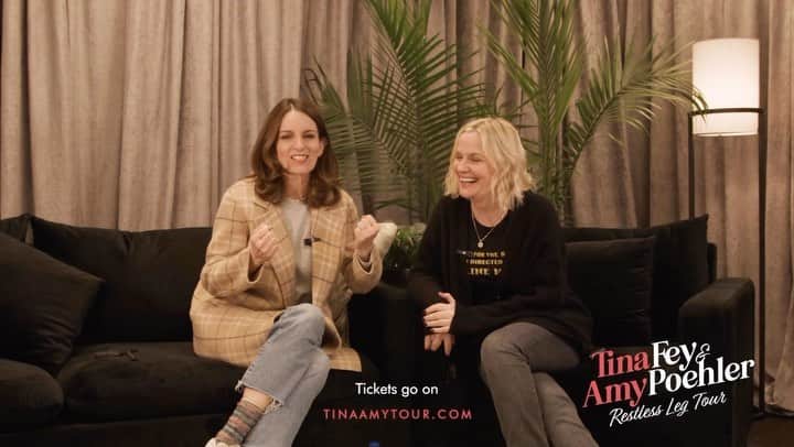 ハリウッド・リポーターのインスタグラム：「#TinaFey and #AmyPoehler are continuing their #RestlessLegTour. Hit the link in bio for more details」