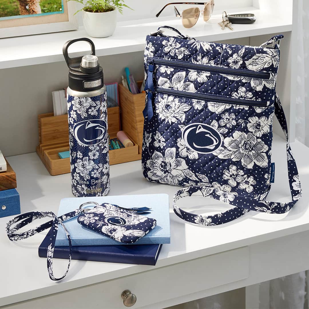 ヴェラブラッドリーのインスタグラム：「Stay hydrated and show a little school spirit at the same time! Find your favorite school on a triple-insulated, Tervis wide mouth water bottle!  #VeraBradley #Tervis #collegiate #SchoolSpirit」