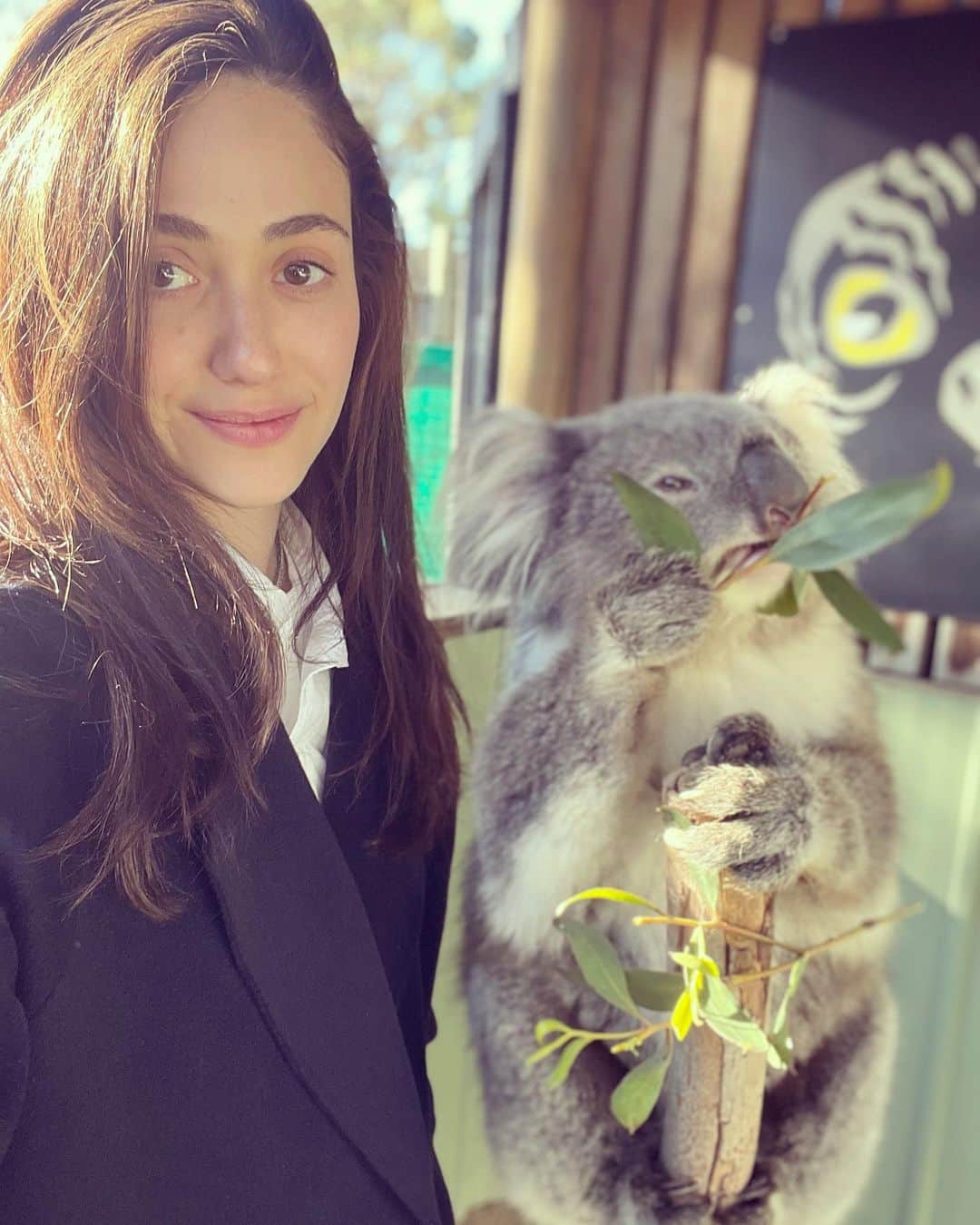 エミー・ロッサムのインスタグラム：「💕」