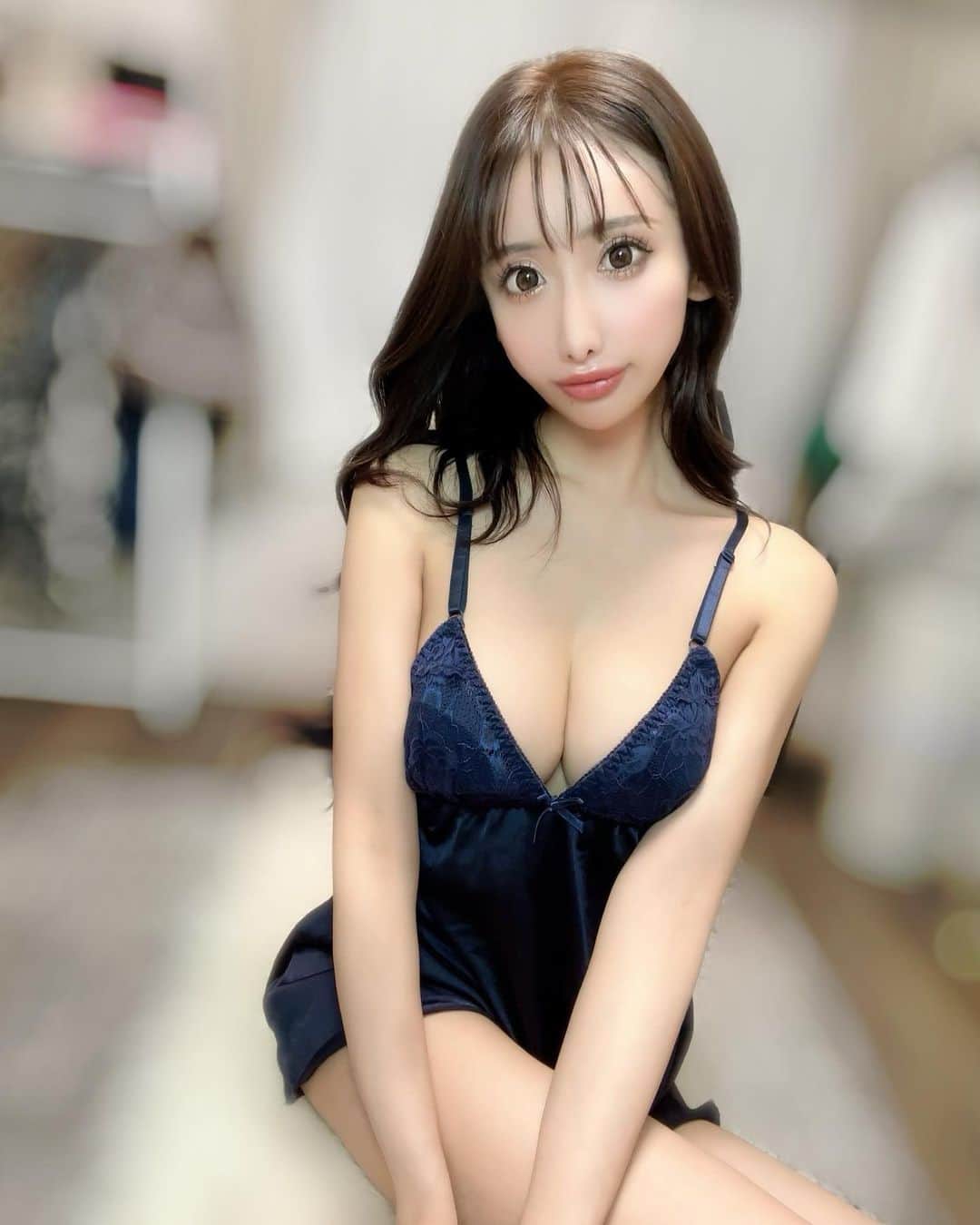 のインスタグラム：「🫶  #錦3#キャバクラ#キャバ嬢#GLAMOROUS#鳳まりあ#お酒飲めないキャバ嬢」