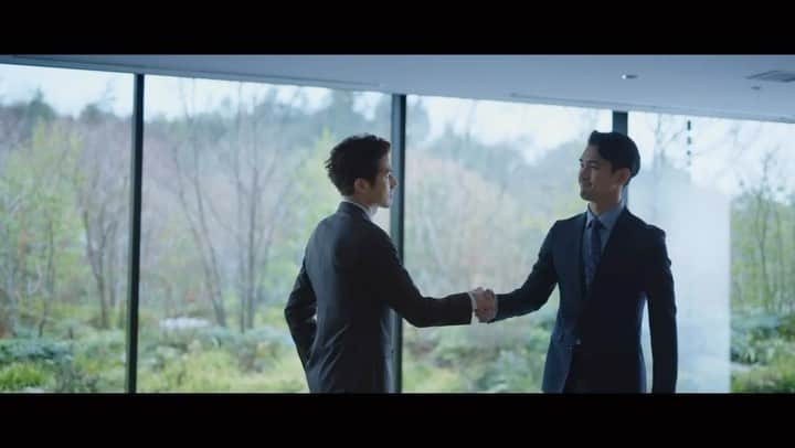 江口雅也のインスタグラム：「TOYOTA ALPHARD Style Movie 　　『研ぎ澄まされた感性』  素敵な作品に起用していただきました。 多くの方に観ていただけると幸いです。  #toyota #alphard  #movie #トヨタ  #アルファード  @heads_corporation 🙏 共演 @island.masato  @yuya_tsuruta」