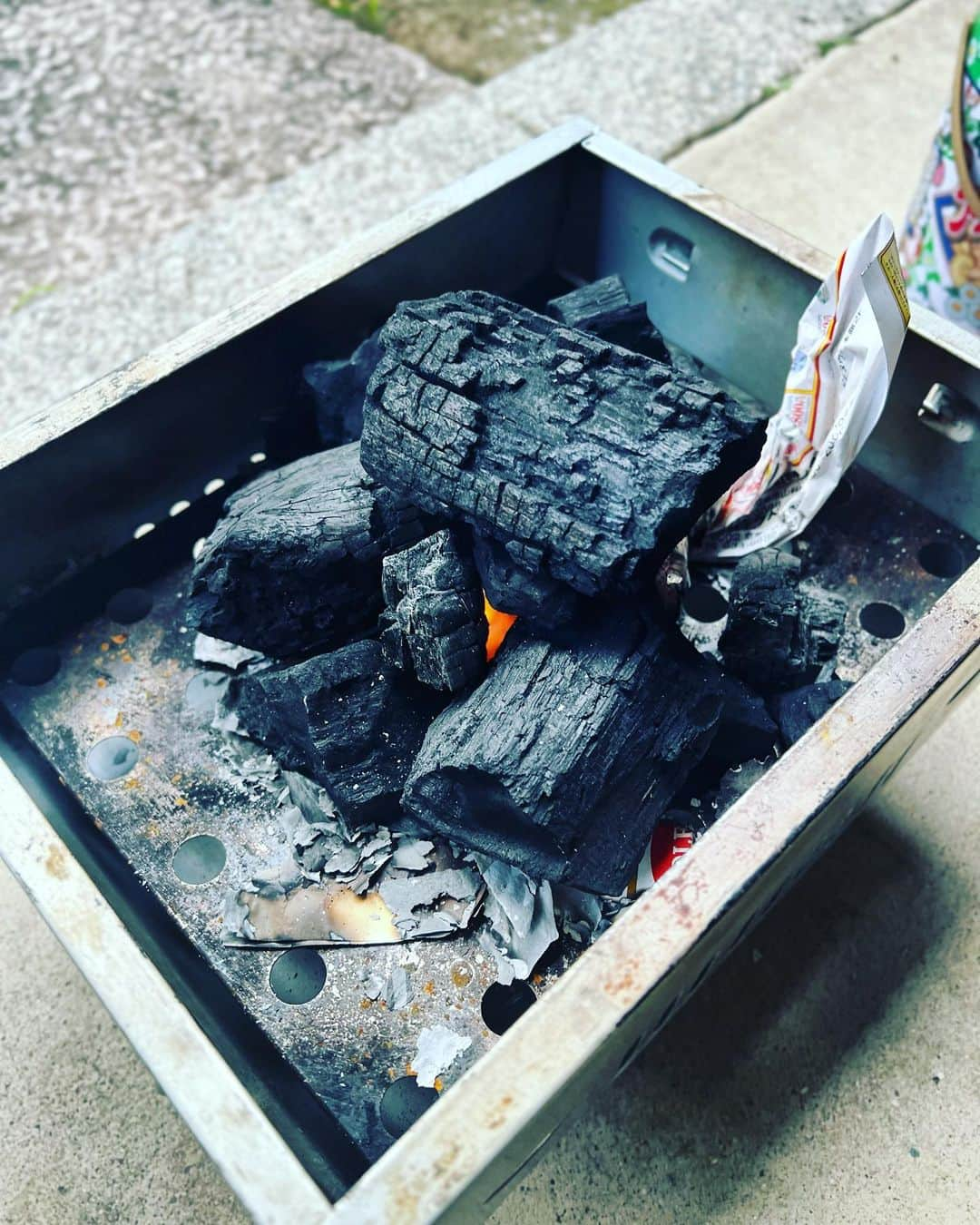 鴨志田由貴さんのインスタグラム写真 - (鴨志田由貴Instagram)「今日の晩飯はBBQ！」6月21日 18時38分 - live73