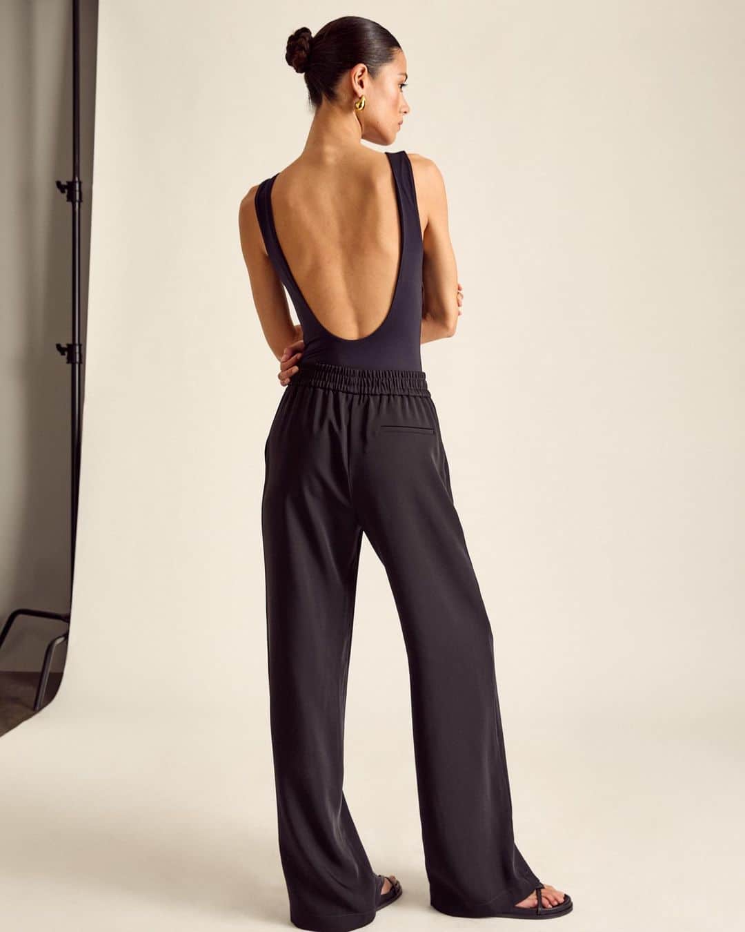 KOOKAI のインスタグラム：「Style your Getaway •• Shop the Venus Bodysuit & Maria Wide Leg Pants in boutiques and online #kookai」