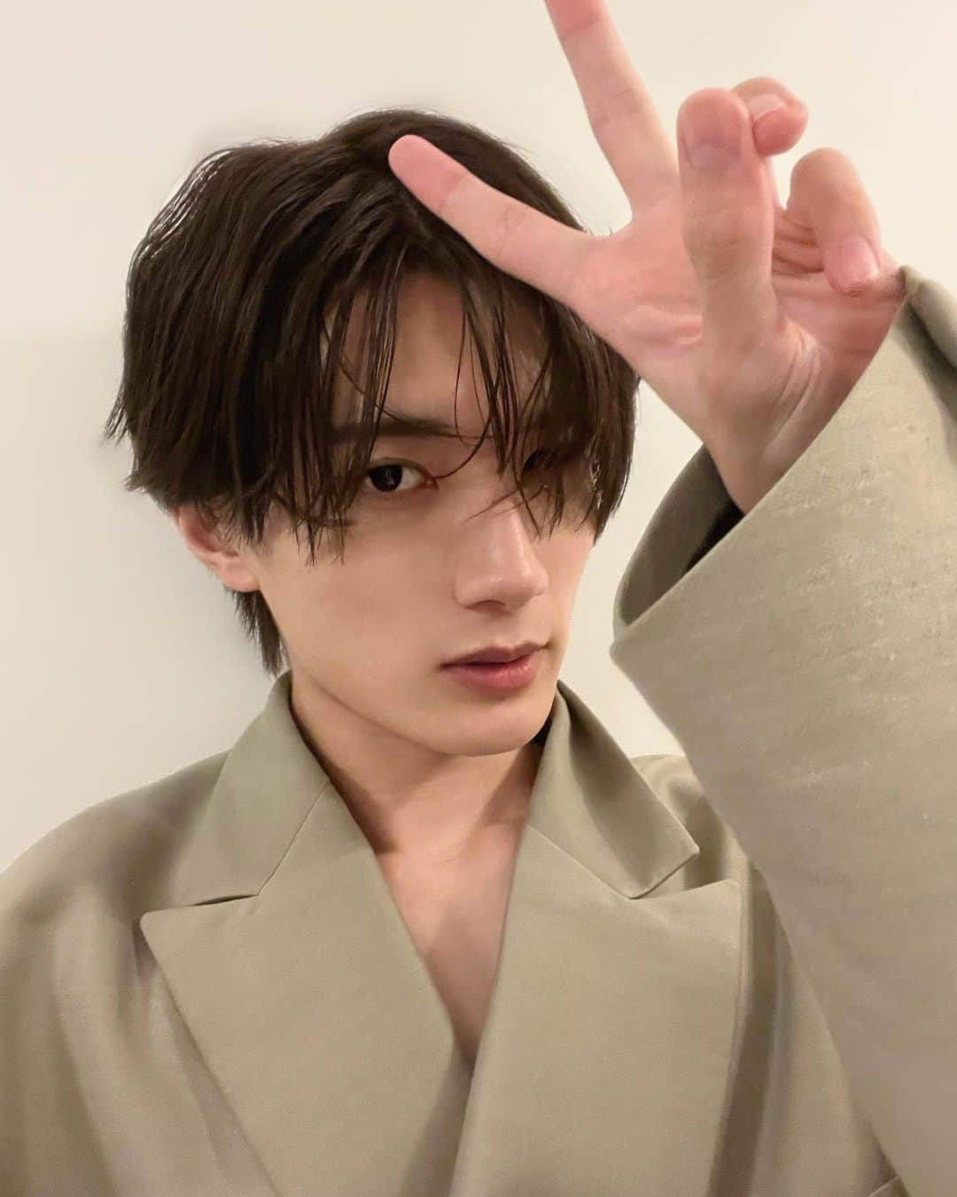 のインスタグラム：「🪽🪽🪽」