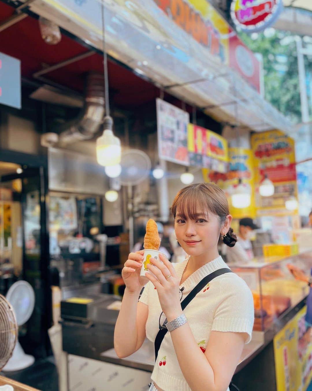 池田裕子さんのインスタグラム写真 - (池田裕子Instagram)「楽しみにしていた広蔵市場！  名物の【広蔵市場チャプサルクァベギ】 絶対食べようと思っていた〜！  クァベギ（꽈배기）とは、韓国風ねじり揚げドーナツ。 米粉が使われていてもっちもちで美味しい。 揚げたてなのであつあつでした！  정말 맛있어요〜！」6月21日 19時21分 - kurimushiyoukan