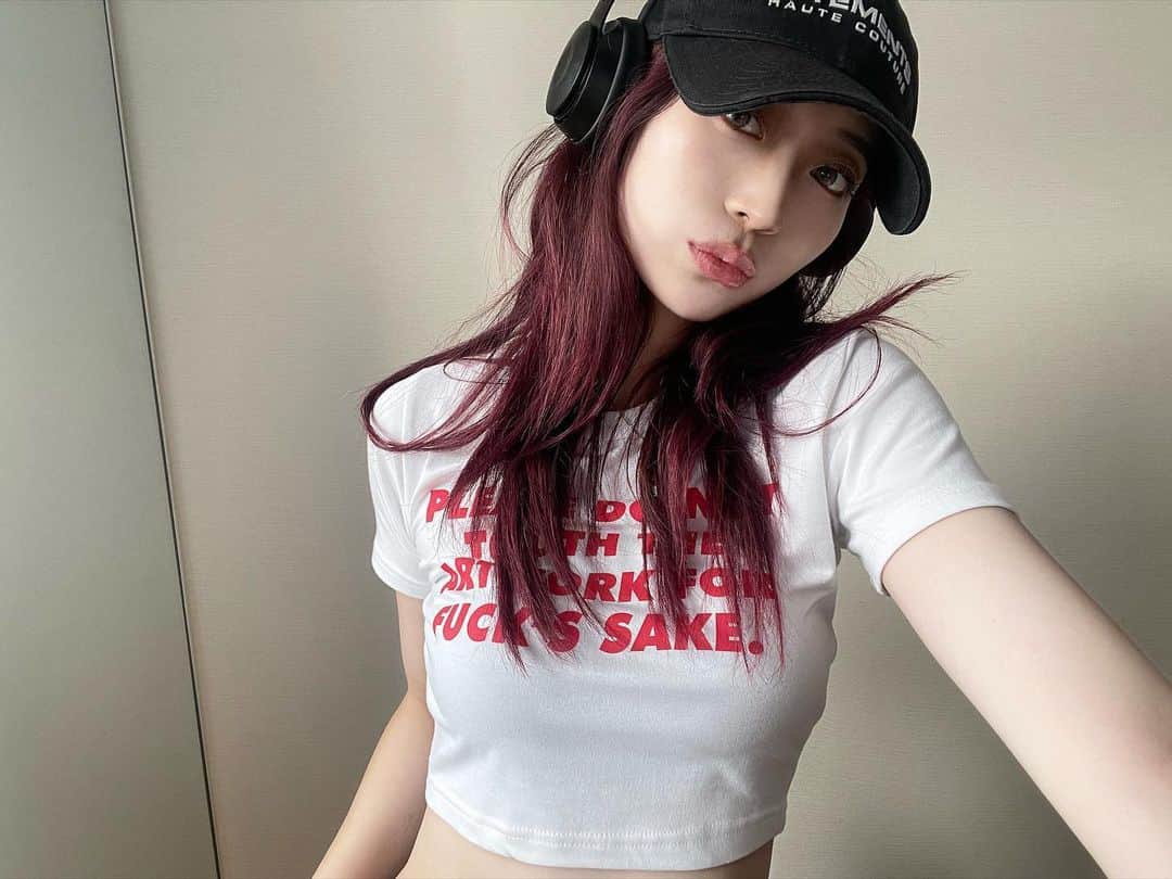 原涼香さんのインスタグラム写真 - (原涼香Instagram)「빨간 머리 ❤️❤️❤️」6月21日 19時34分 - suzuka_hara