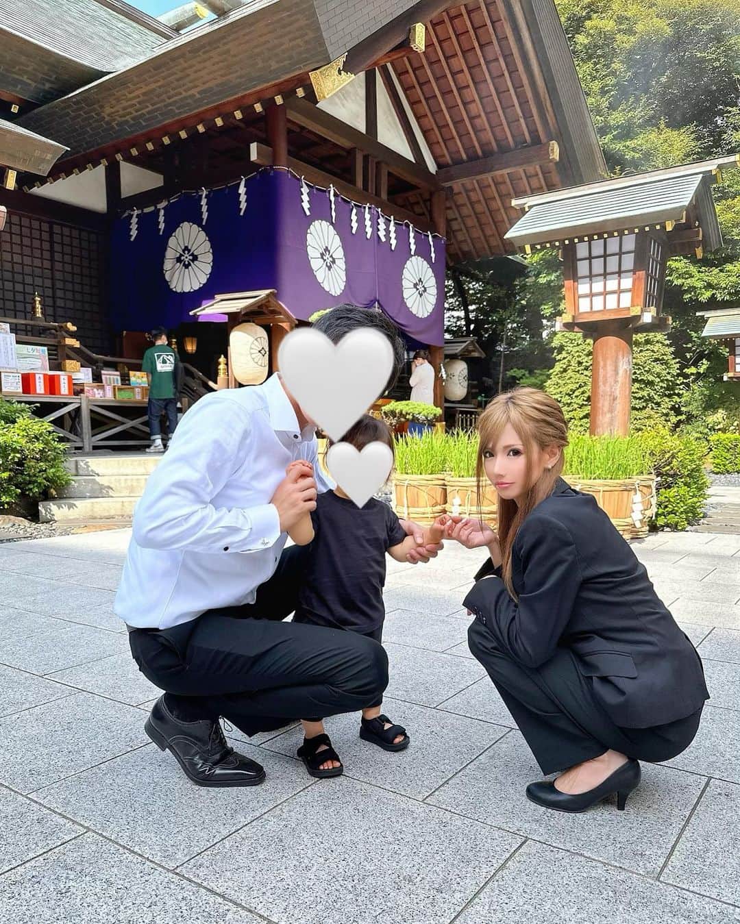 星河るいのインスタグラム：「. . 6月7日は きったんの三回忌でした👼🏻  亡くなってから早２年 本当にあっという間でした。  突然の出来事過ぎて 亡くなった２年前は辛くて辛くて 死んじゃおうかなと思うほど辛くて どーにかなりそうだったけど 最近になって精神も安定してきて やーっと乗り越えられたかな〜と しみじみ思います😌𓂃˚‧  ここまで来るまで本当に大変だったけど 今は元気です😌💓  きったん いつも私たち家族を見守ってくれて ありがとうね👼🏻🤍 . . #乳幼児突然死症候群#sids#きったん#三回忌」