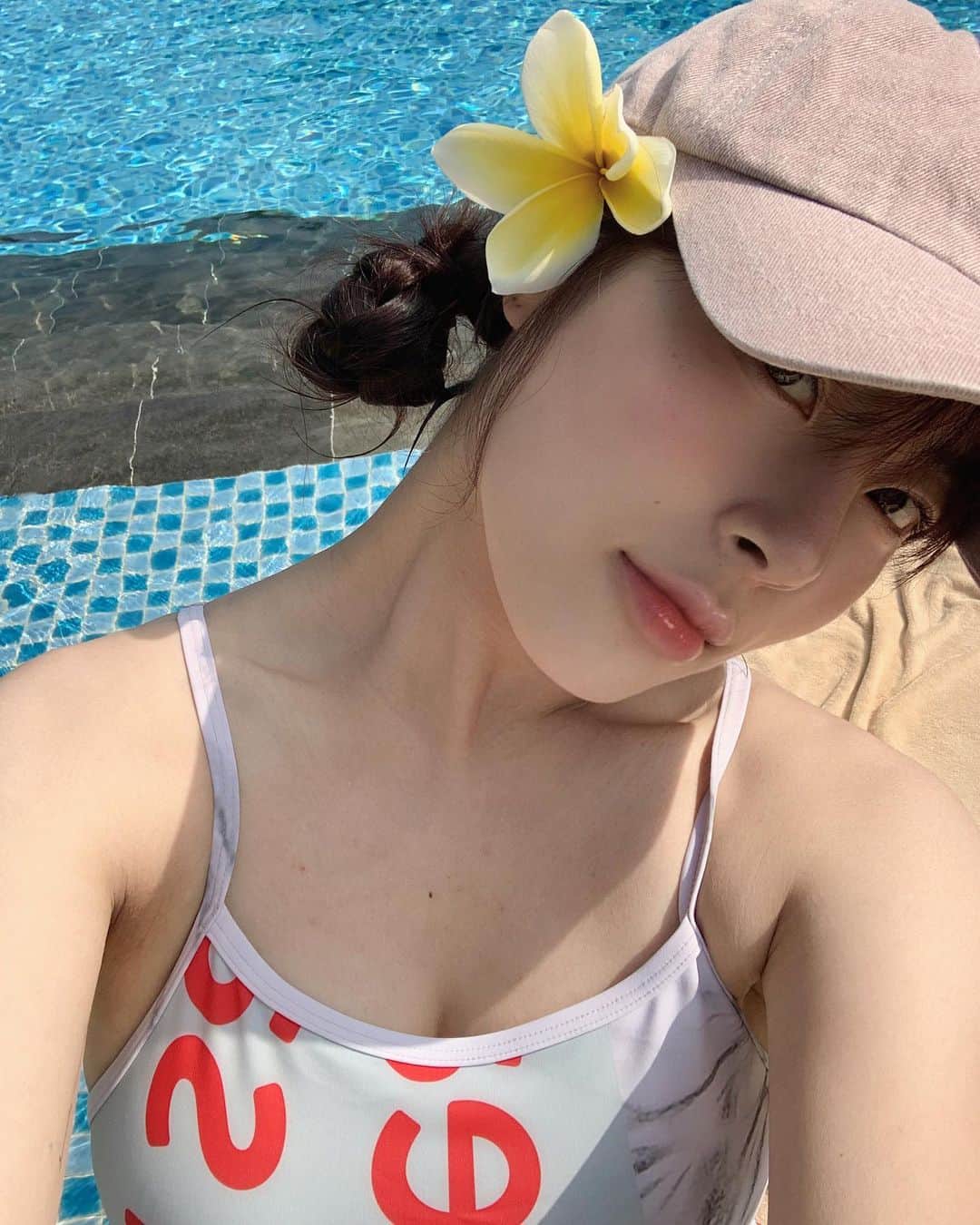 のインスタグラム：「🩵 𝐇 𝐀 𝐏 𝐏 𝐘 🩵」