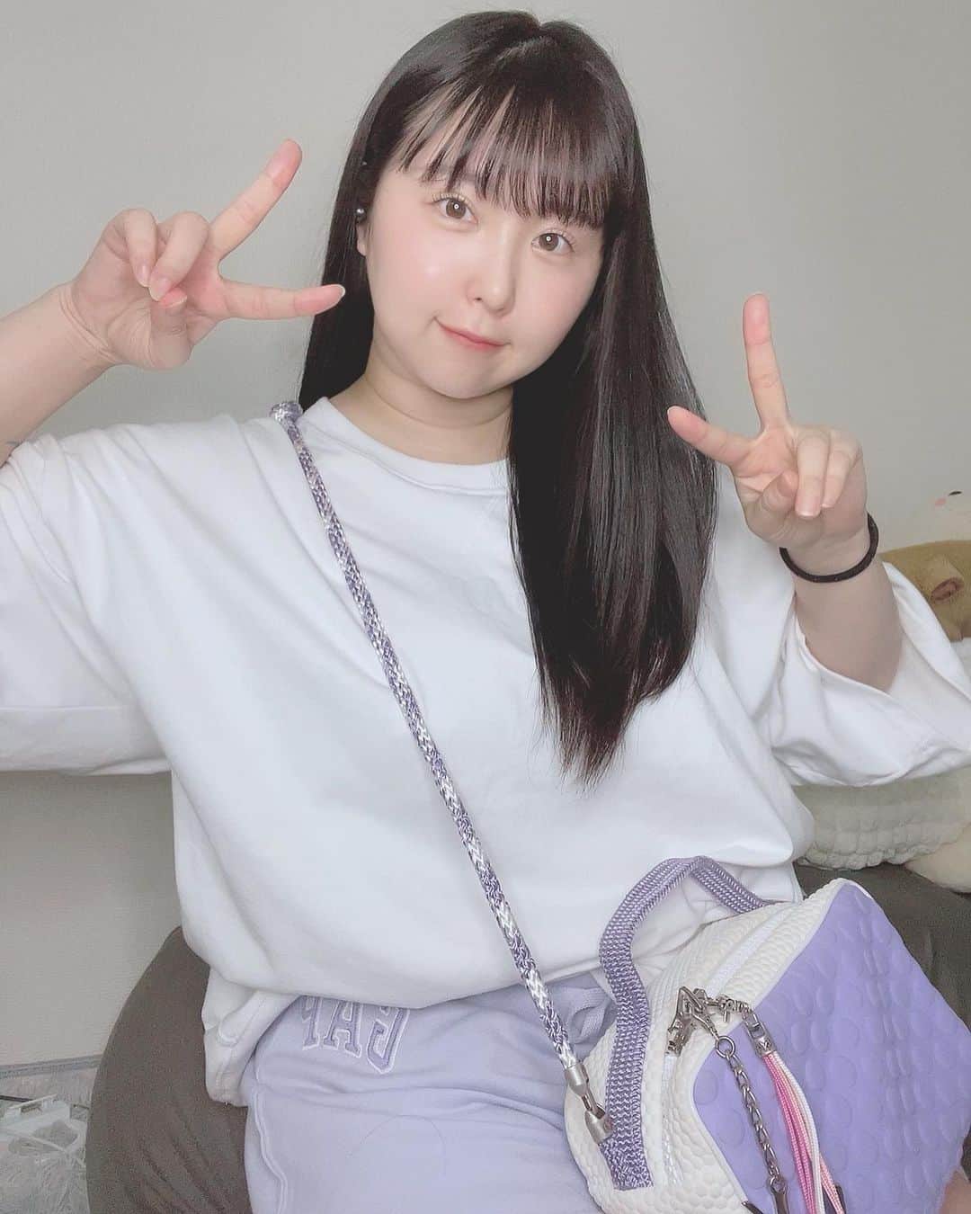 上田ミルキィのインスタグラム：「朝から憧れ超えてきました⚾️💙  (以下ネタバレ含みます)  ・大谷選手の合流シーンがマジでスター ・ヌートバー愛しい ・佐々木投手と宮城投手が仲良くしてて可愛い ・源田選手の小指がチラッと映った時、めちゃくちゃ痛そうで泣いた ・メキシコ戦先発、佐々木の背中をベンチから身を乗り出して見つめる宮城投手に号泣 ・3点取られた後のバックヤードの佐々木に号泣 ・吉田ホームラン後の佐々木に号泣 ・村上のHRの演出息止まった ・中村捕手の顔、なぜか見れば見るほど安心する ・1番最後のグローブ探し赤ちゃんかわいい」