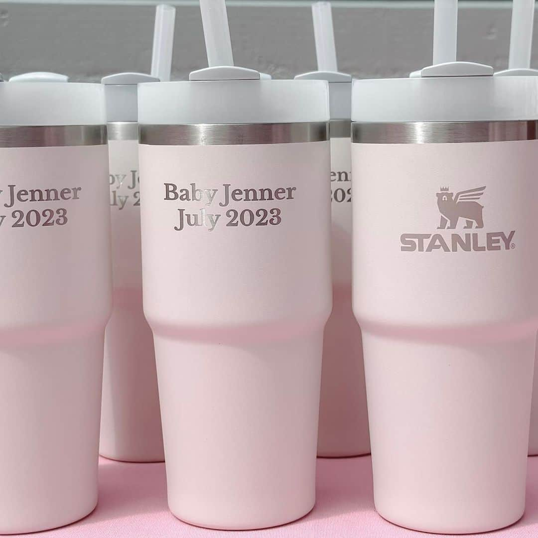 ティア・ブランコさんのインスタグラム写真 - (ティア・ブランコInstagram)「We are still reminiscing on our baby shower/engagement day! We wanted to give a big shout out to @stanley_brand for hooking up all of our friends and family with ‘Baby Jenner’ tumblers 💗 We were among the first to try out Stanley Create & it was so cool! Using it we were able to customize our tumblers with the nicknames of our beloved family members. So stoked with our ‘Mommy’ & ‘Daddy’ cups 🥹 It was the perfect addition to our baby shower. @stanley_brand @stylebytheshore2023 @jennmeese」6月21日 14時09分 - tiablanco