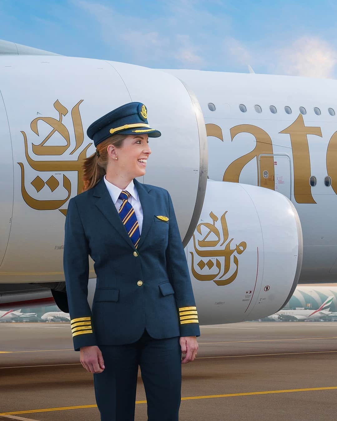 エミレーツ航空さんのインスタグラム写真 - (エミレーツ航空Instagram)「Ready to take flight. 👩‍✈️✈️  #Emirates #FlyBetter」6月21日 20時01分 - emirates