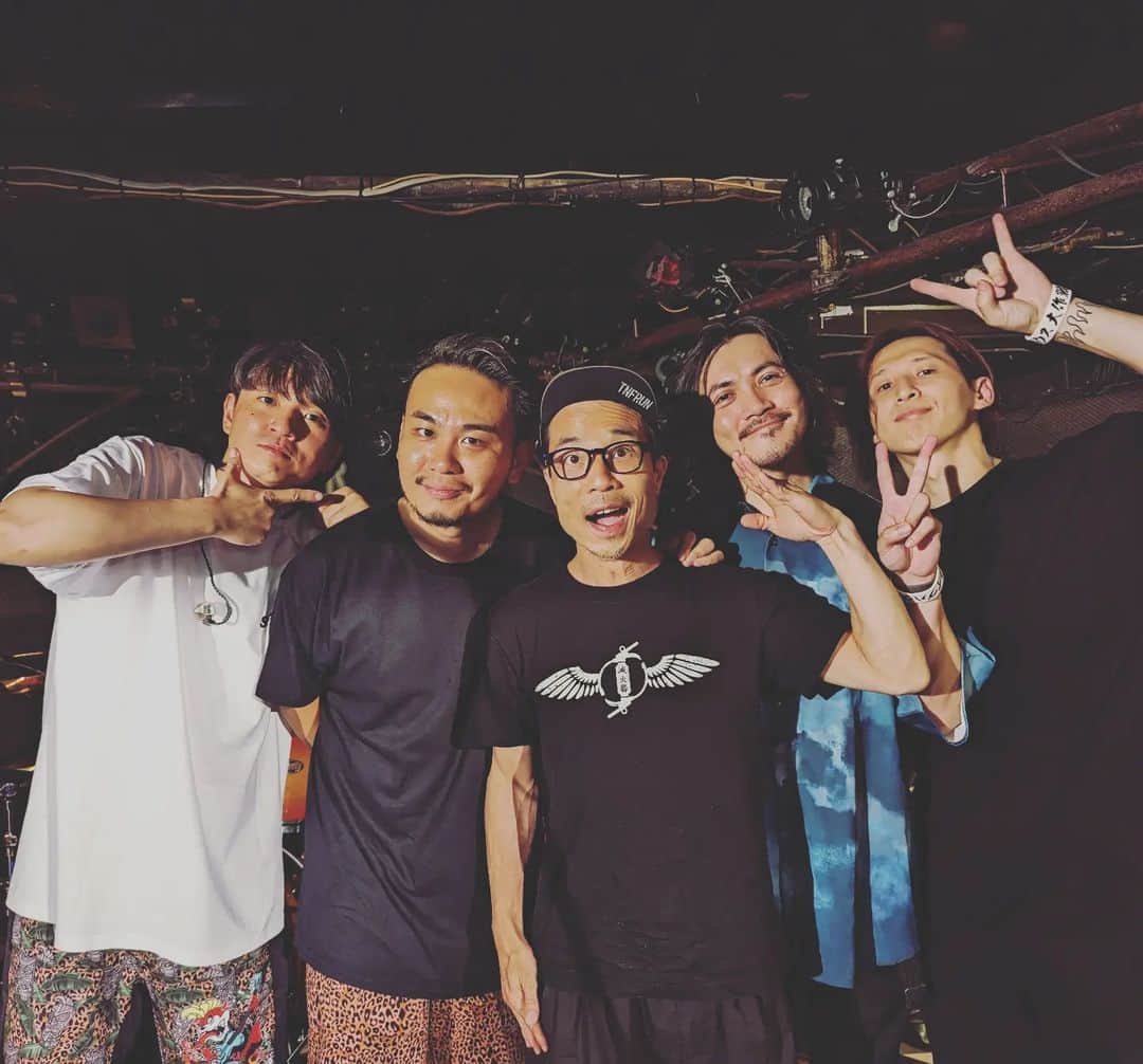 磯部正文のインスタグラム：「⁡ ⁡本番は観れないんだけどせめてリハだけでもと下北沢SHELTERワンマンライブのFire EX.に会いに⁡ ⁡いいライブしてんだろうなあ今頃⁡ ⁡ ⁡会えてよかったよ 謝謝」