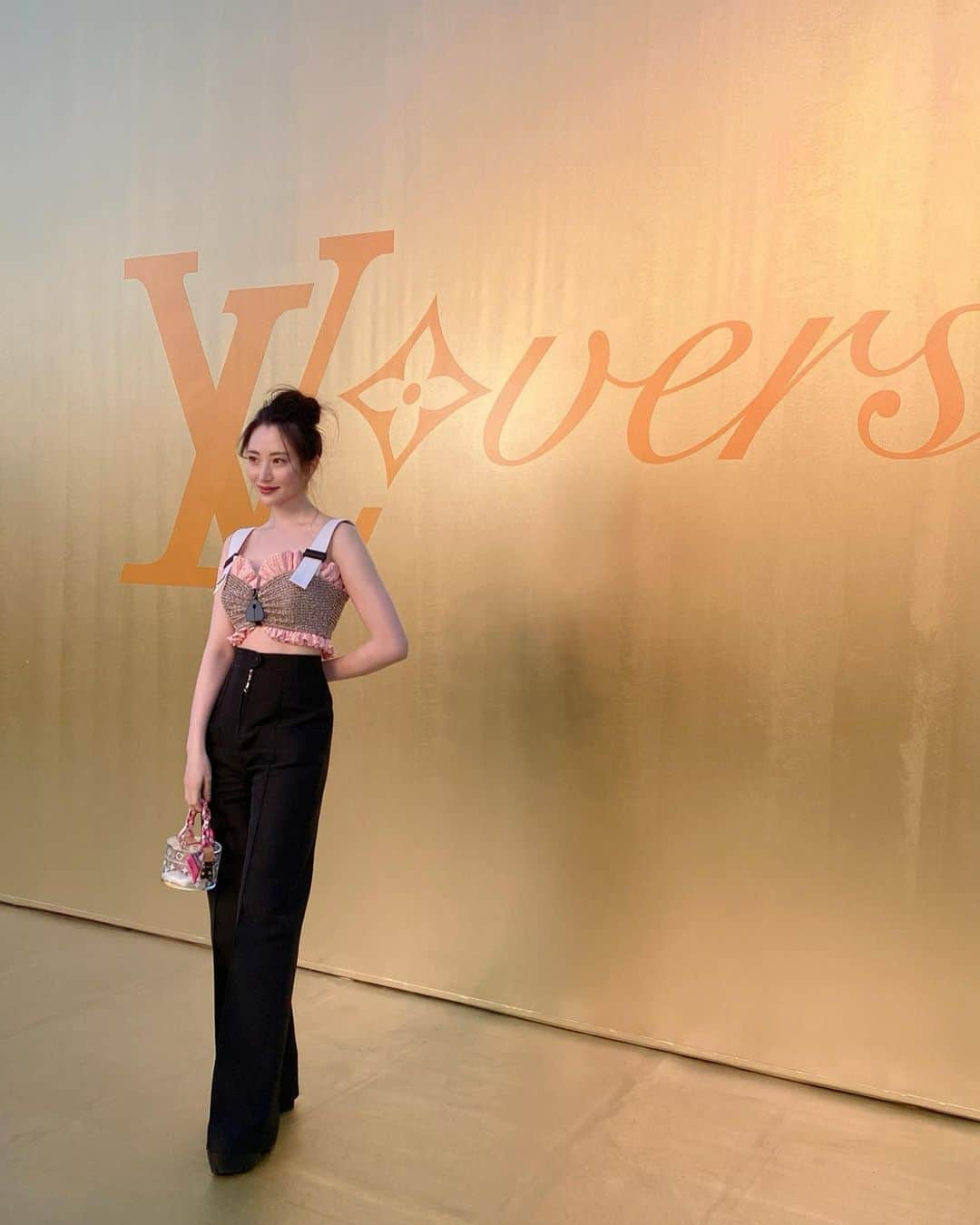 平田りえさんのインスタグラム写真 - (平田りえInstagram)「LouisVuitton🧸🎀 @louisvuitton  @pharrell  #lvmen #lvmenss24」6月21日 15時20分 - riehirata0315