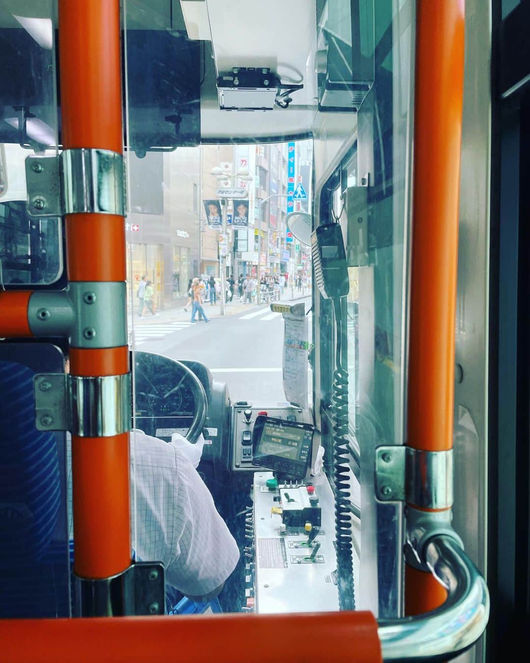 三吉ツカサのインスタグラム：「バス旅行 #電車の乗り換えがきらい」
