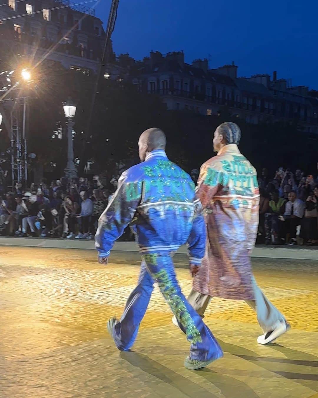 YOONのインスタグラム：「It's @pharrell 's world and we joyfully live in it. 💛 Many things I learned from you and one major thing is to never stop dreaming and bring joy thru creation for the world. MAJOR 𝑪𝑶𝑵𝑮𝑹𝑨𝑻𝑼𝑳𝑨𝑻𝒊𝑶𝑵 on your 1st @louisvuitton collection‼️‼️‼️💛💛💛🙌🏽　   #pfw #louisvuitton #skateboardp #paris #LV  #LVMensSS24」