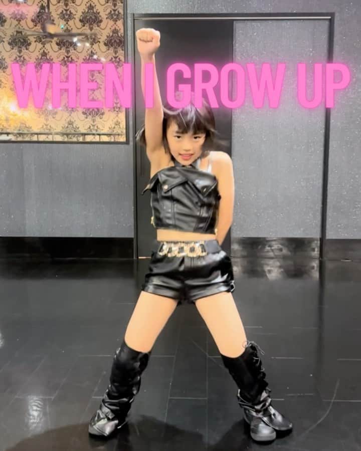 Ruuのインスタグラム：「💘WHEN I GROW UP💘  ソロアップ❤️‍🔥😱❤️‍🔥😱❤️‍🔥 皆様の推しを応援してください🤣🫶🏻✨✨✨」
