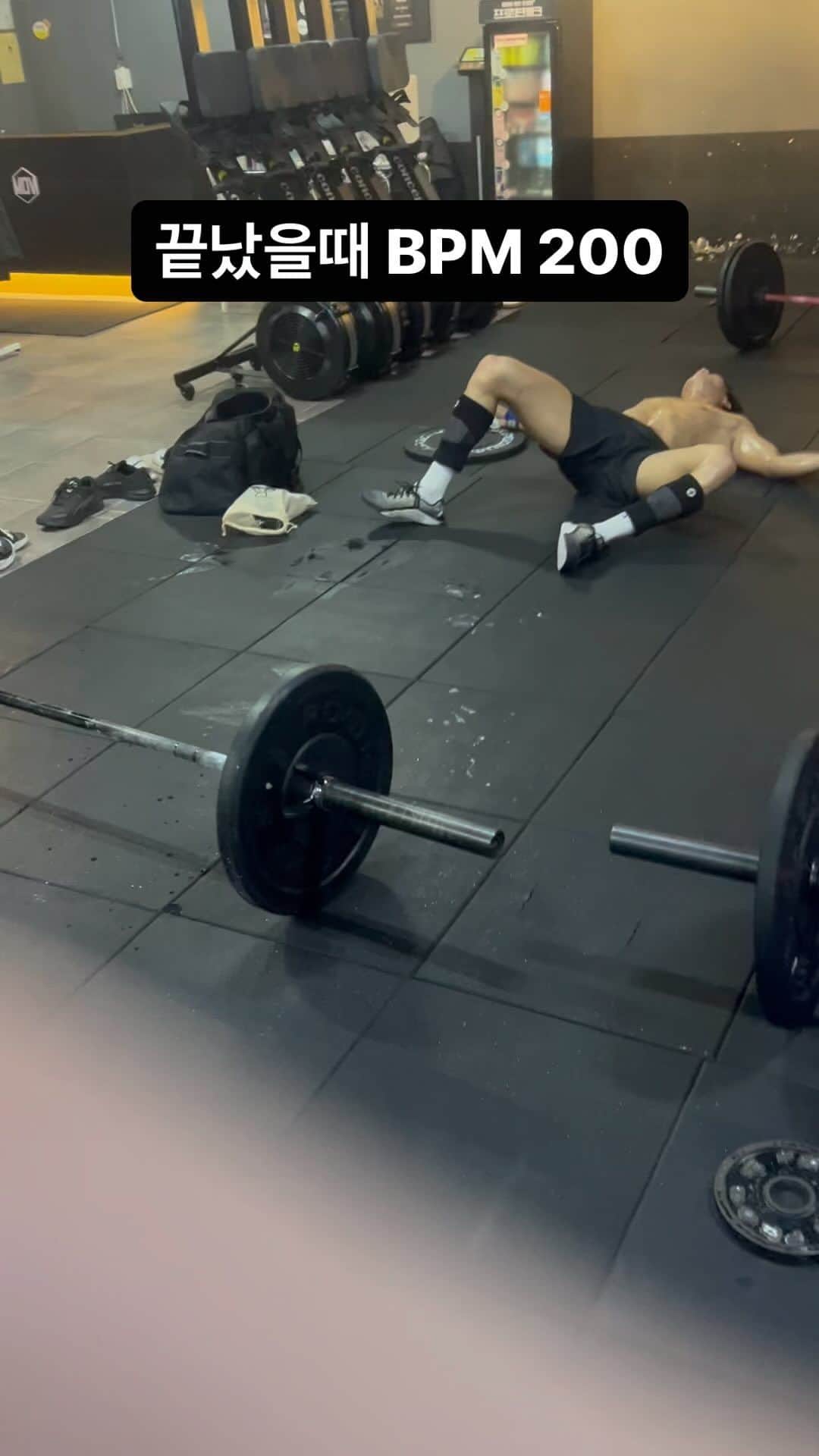 のインスタグラム：「Rowing 300m 1분30조 Snatch 8reps(40kg..) 1분30조 8Sets  24분 쭉 해야되…」