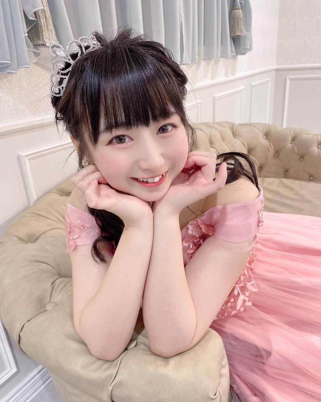 やまだなみのインスタグラム：「Princess♡ . . #princess #dress #japan #プリンセス #姫 #ドレス #誕生日 #birthday」