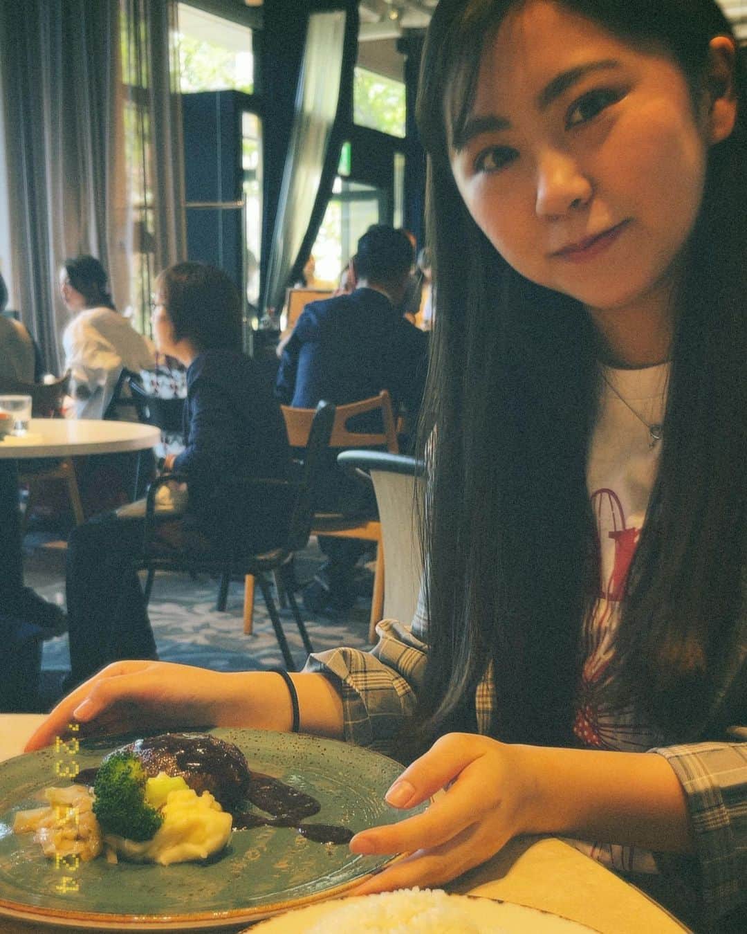 須田理夏子さんのインスタグラム写真 - (須田理夏子Instagram)「いつかのlunch🍽 美味しかった♡   #天王洲アイル  #lunch  #ランチ  #ハンバーグ」6月21日 19時30分 - sudarikako