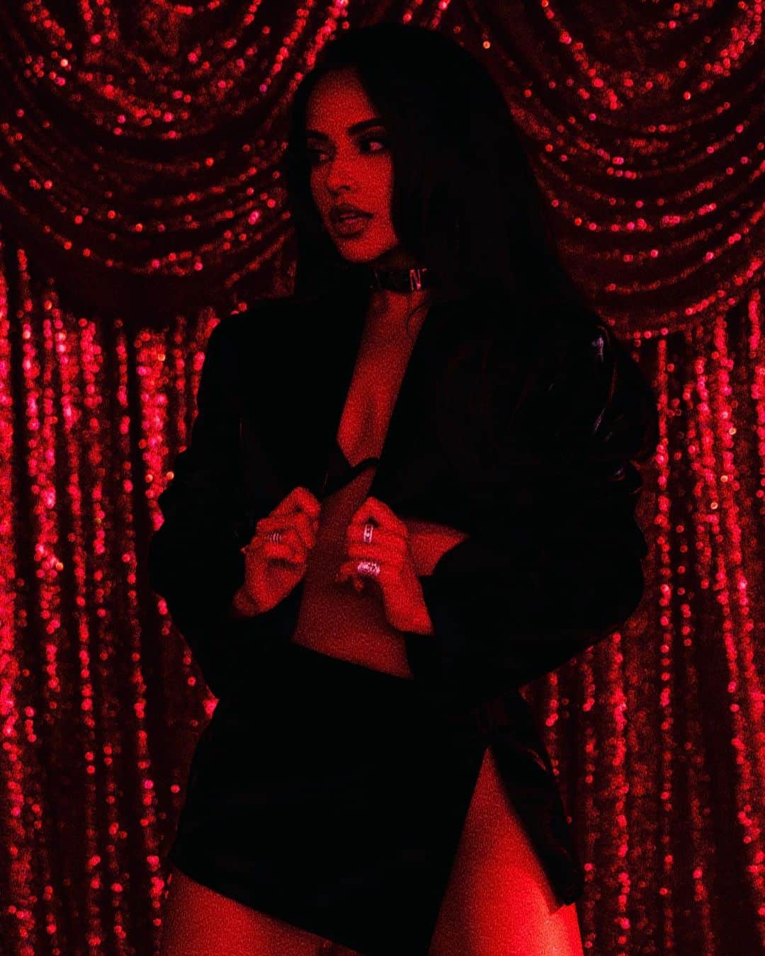 ベッキーGのインスタグラム：「“LA NENA” feat. ???? sale 6.28 💋 pre-save link in bio!!! ✨🫶🏽」