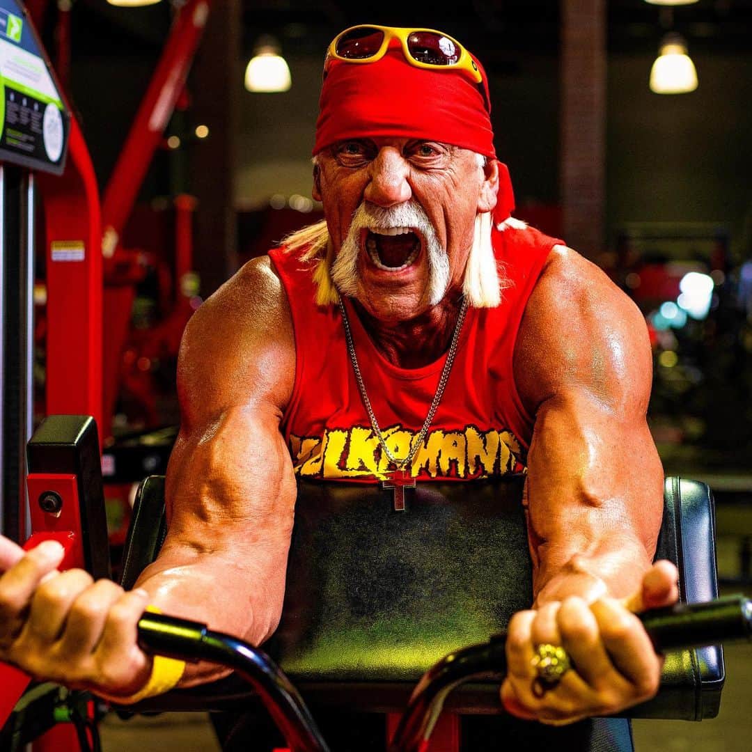 ハルク・ホーガンさんのインスタグラム写真 - (ハルク・ホーガンInstagram)「Hulkster is BACK in red and yellow, tearing it up! Join me on the path to health, wellness, and strength of mind, body, and spirit! @hulkhoganhealth」6月22日 3時36分 - hulkhogan