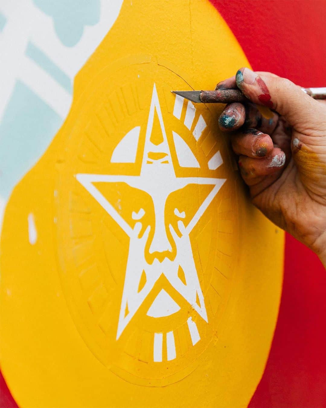 Shepard Faireyのインスタグラム：「Here are some photos that @jonathanfurlong took on our first few days here in Lisbon, Portugal for @urbanrevolution.pt. We wasted no time and dove right into our work! –S   @underdogs_gallery」