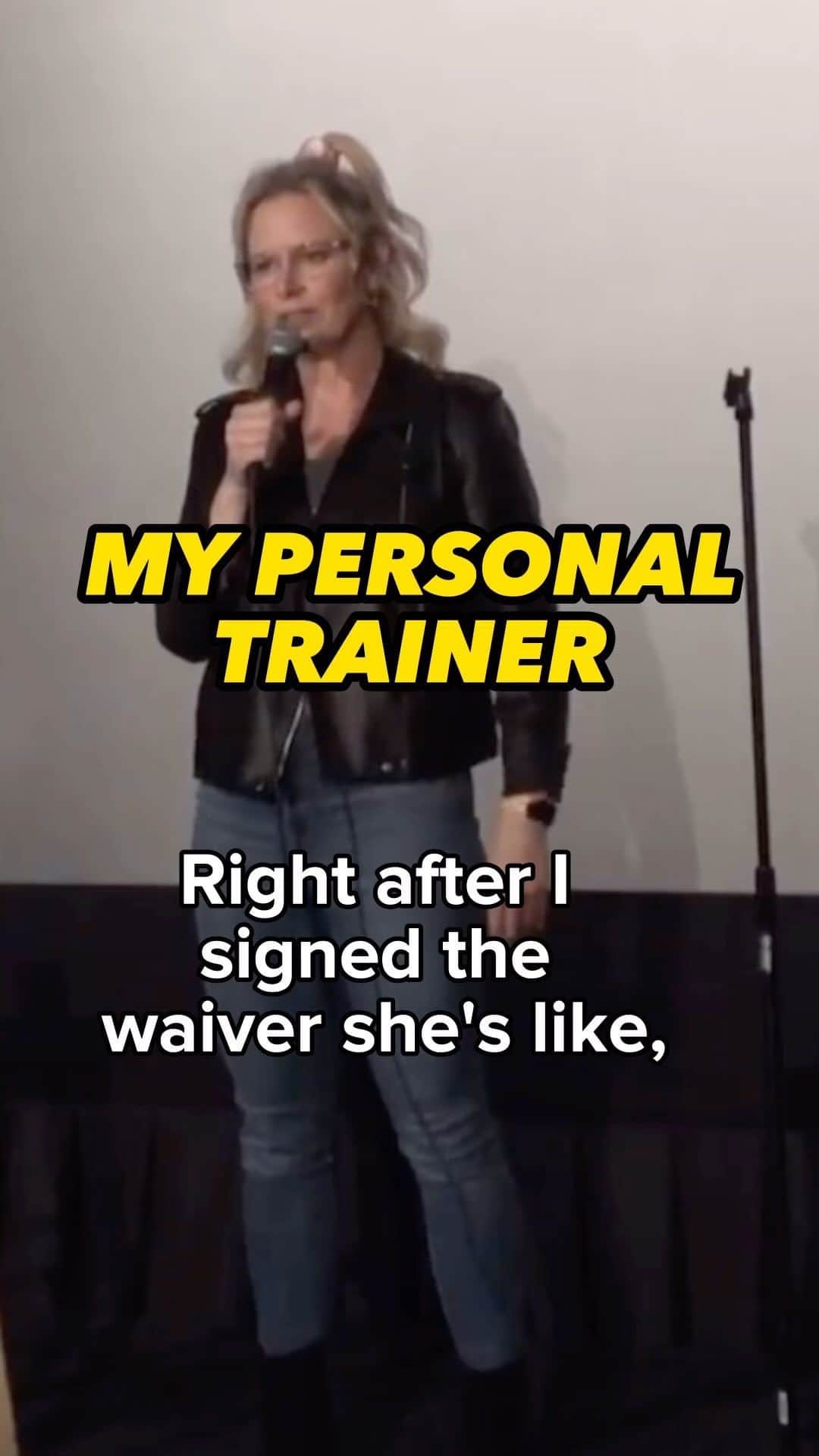 メアリー・リン・ライスカブのインスタグラム：「Rich b performing 💪🏼 🏋🏼‍♀️ 💎 @punchlinesac this weekend #comedy #privilege #superich #richbitch #selflove #sadistic #comedy #standup」