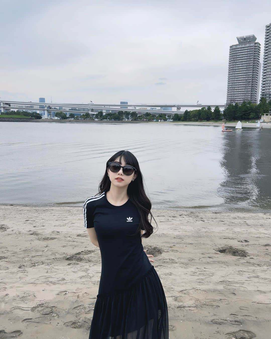  小浜桃奈さんのインスタグラム写真 - ( 小浜桃奈Instagram)「ｳﾐ🏝🫰🏻」6月21日 20時21分 - momona_kohama