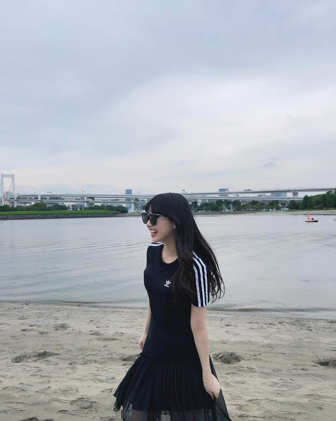  小浜桃奈さんのインスタグラム写真 - ( 小浜桃奈Instagram)「ｳﾐ🏝🫰🏻」6月21日 20時21分 - momona_kohama