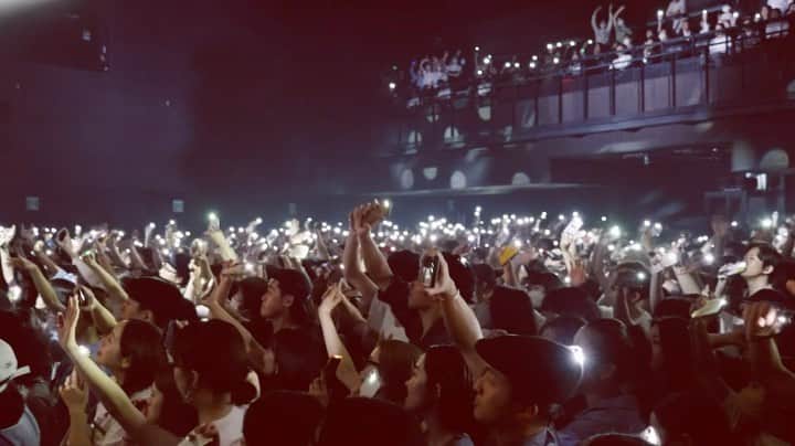 SIRUPのインスタグラム：「BLUE BLUR TOUR 2023 FUKUOKA  ぃよおおおおおっ！！  #明後日ツアーファイナルHaneda #ブルブラツアー」