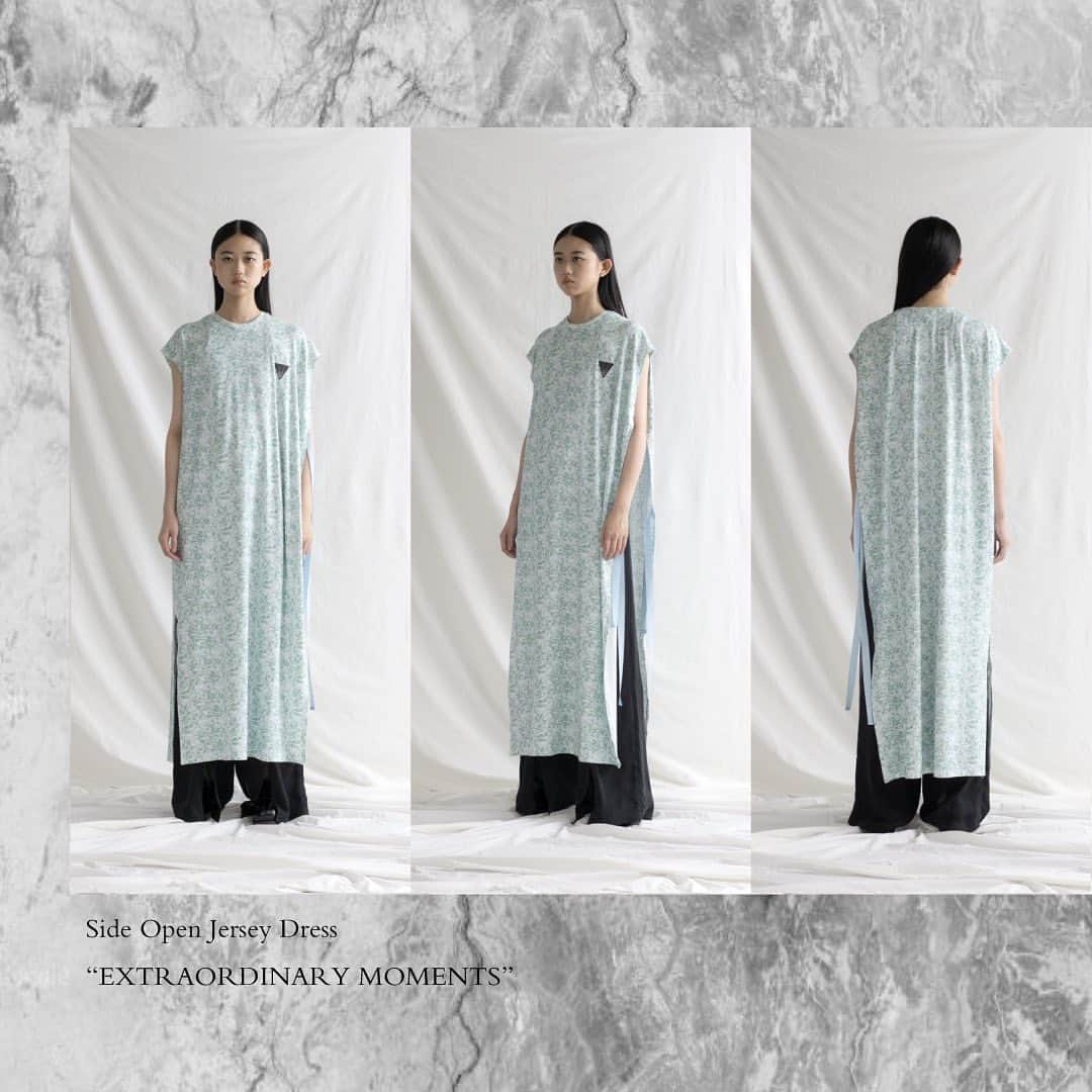 TARO HORIUCHIさんのインスタグラム写真 - (TARO HORIUCHIInstagram)「#tarohoriuchi 2023 S/S ‘EXTRAORDINARY MOMENTS’  ・ Item: Side Open Jersey Dress Color: marble Size: 1 Model height: 175cm ・ Now available at th products sendagaya,  official EC store & selected retailers. Discover our latest arrivals in stores and at thproductsonline.com ・ サイドオープンジャージドレス/ 起毛感の少ないレーヨンを用いたベア天竺素材で、落ち感が特徴。毛玉ができにくい抗ピリング性のある素材。 ・ #tarohoriuchi23ss  thproductsonline.com」6月21日 21時00分 - tarohoriuchi