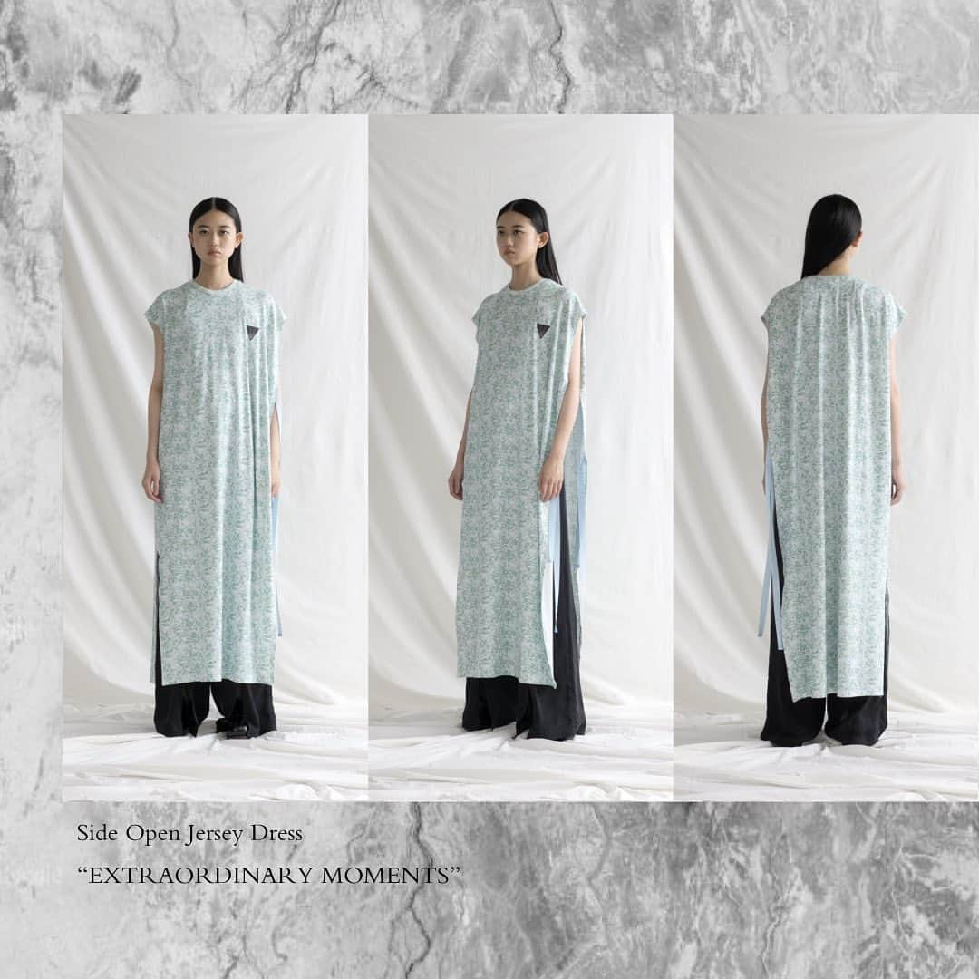 TARO HORIUCHIのインスタグラム：「#tarohoriuchi 2023 S/S ‘EXTRAORDINARY MOMENTS’  ・ Item: Side Open Jersey Dress Color: marble Size: 1 Model height: 175cm ・ Now available at th products sendagaya,  official EC store & selected retailers. Discover our latest arrivals in stores and at thproductsonline.com ・ サイドオープンジャージドレス/ 起毛感の少ないレーヨンを用いたベア天竺素材で、落ち感が特徴。毛玉ができにくい抗ピリング性のある素材。 ・ #tarohoriuchi23ss  thproductsonline.com」