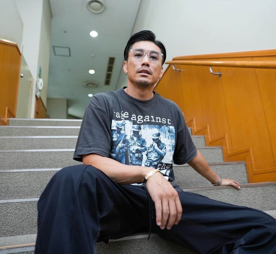のインスタグラム：「ちょっと休憩したいなぁ って思う時あるよね🫣でもそこで休んだら次ないのよ😨 なので走ります💨w  #rageagainstthemachinetshirt  #summerstyleaward #ssa #fitness  #workout #training #bodymake  #サマースタイルアワード #サマスタ #フィットネス #ワークアウト #トレーニング #ボディメイク #fitness #腹筋 #workout」