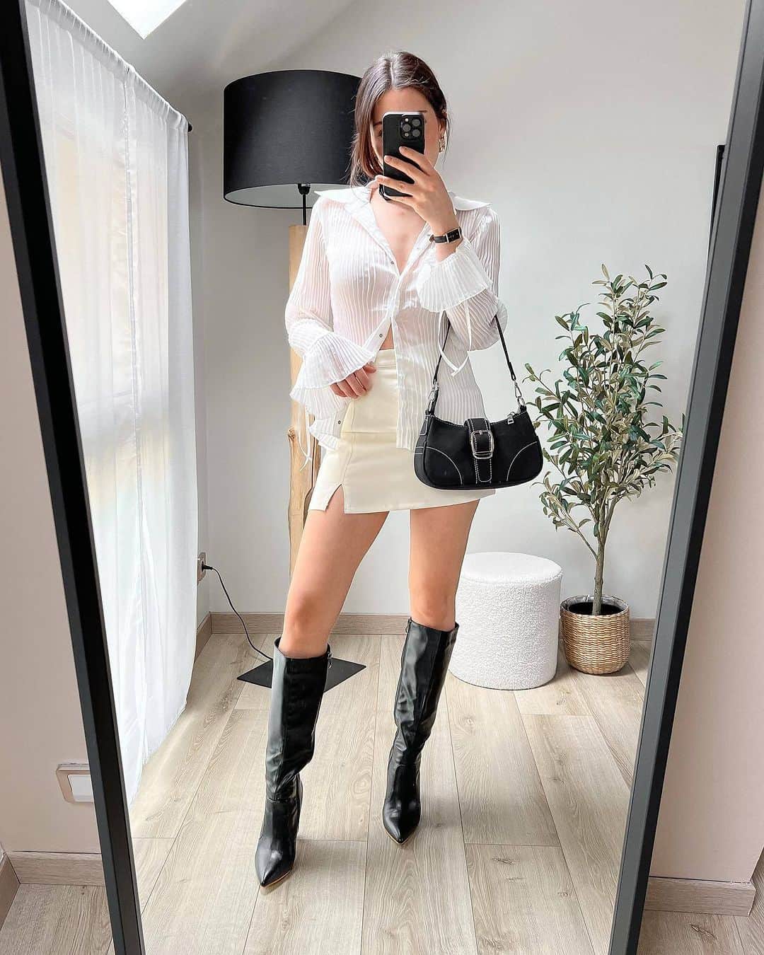 SHEINのインスタグラム：「If summer breeze was a style 🌤️🤍✨ Which light & airy look makes you feel like you're floating on cloud nine: 1, 2, or 3? 👇@giellaa  🔎10887592 5856212 6153137 14731812 12929715  #SHEIN #SHEINforAll #SHEINstyle #fashion #chic」
