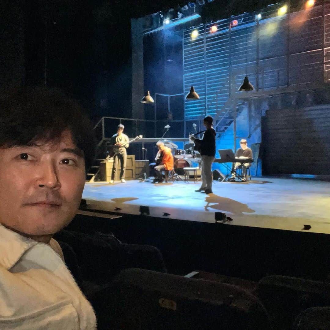 イム・ホさんのインスタグラム写真 - (イム・ホInstagram)「#뮤지컬 #다시동물원 #동덕여대공연예술센터코튼홀 #2003년6월24일부터9월17일까지  많은관심과성원 부탁드려요  #ミユージカル #さらに、動物園  #多くの関心と愛をお願いします。」6月21日 21時31分 - limho_official