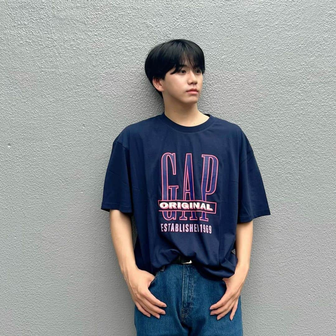 廣居永真さんのインスタグラム写真 - (廣居永真Instagram)「💙👖🥷👕  かわちいお洋服です。 こういう服も似合ってますか？🤔   #gap #今日のコーデ  #instafashion  #coordinate  #selfie  #army  #armyと繋がりたい  #carat  #caratと繋がりたい #夏コーデ #おしゃれさんと繋がりたい  #04  #fyp #ootd  #韓国好きな人と繋がりたい  #mensfashion  #メンズファッション  #love  #シンプルコーデ #오오티디  #패션  #일상룩  #옷스타그램」6月21日 21時44分 - to_ma_hiroi