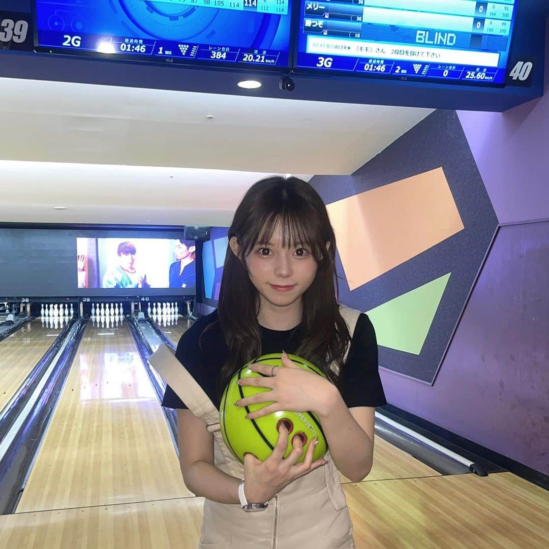 大森莉緒さんのインスタグラム写真 - (大森莉緒Instagram)「・ ・ 数年ぶりにボウリング🎳❤️‍🔥  ずっとボールの持ち方間違ってたみたい...🤦‍♀️笑 苦手だけどスペア取れたよ👏  ROUND1さんで、×純文学少女歌劇団の新曲『グレーテルパレード』のMVが流れているそうです☺️🥀  是非観に行って見てね👀 ・ ・  #大森莉緒 #おーりお #おりおんず #x純文学少女歌劇団 #ラウンドワン #ボーリング #round1 #boring #good #code #패션 #코디 #오늘의코디 #오늘의패션 #전신샷 #코디스타그램 #옷 #좋아요 #여행 #서울 #볼링」6月21日 22時03分 - rio.ohmori