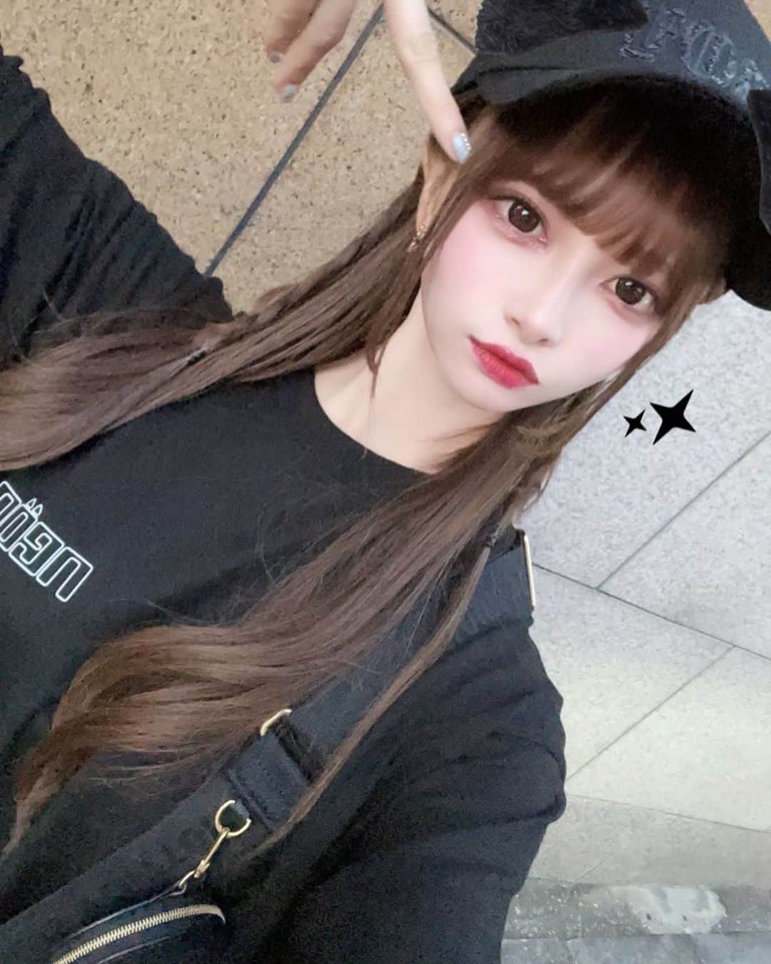のインスタグラム：「ฅ^•ω•^ฅ」